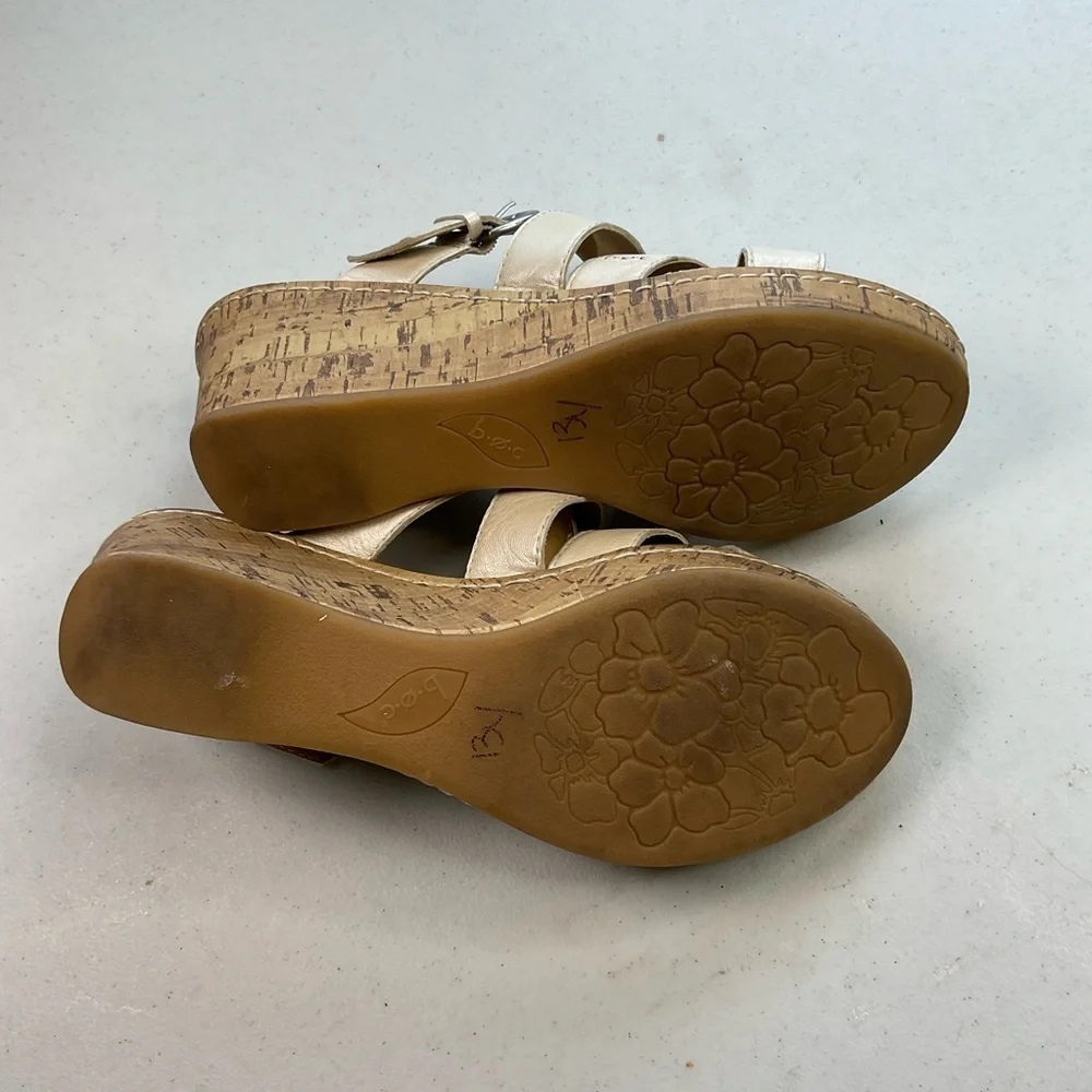 b.o.c. Cream Wedge Sandals with Crisscross Straps size 10 skin tone beige